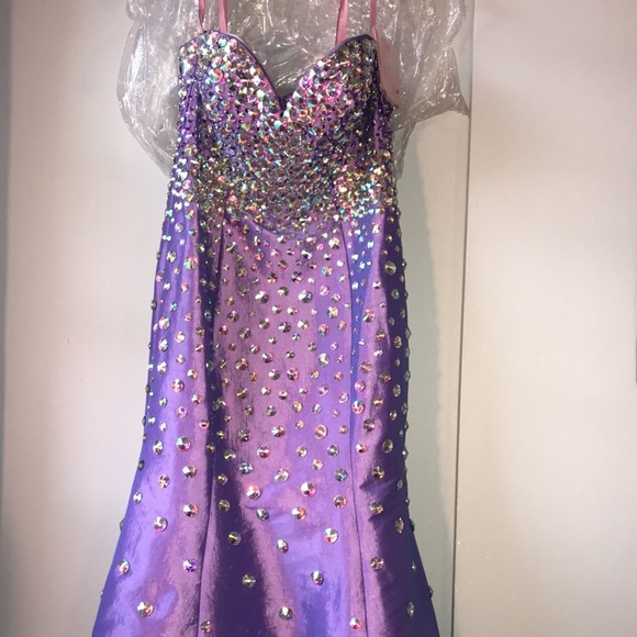 Blush Prom, prom dress. Willing to negotiate. NWT - Picture 2 of 5